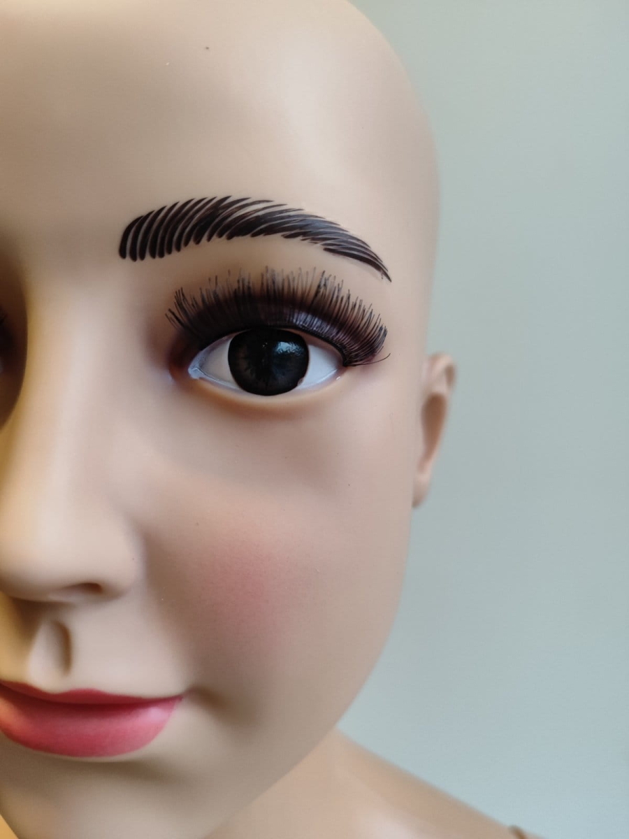 manekin łys dzięcięcy 3.jpg