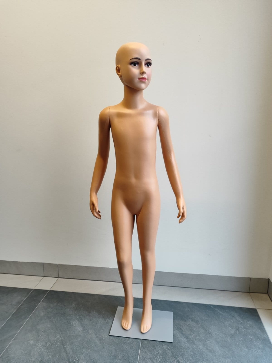 manekin łys dzięcięcy 4.jpg